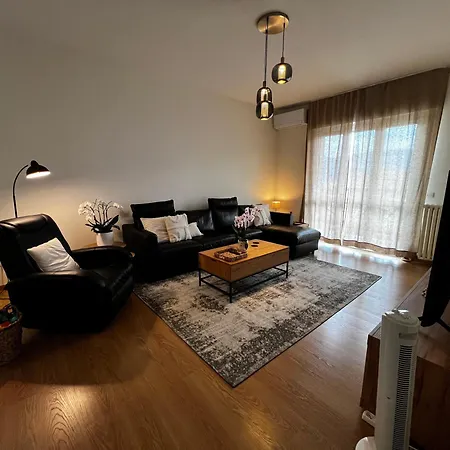 Apartamento Modern Lakeview In *